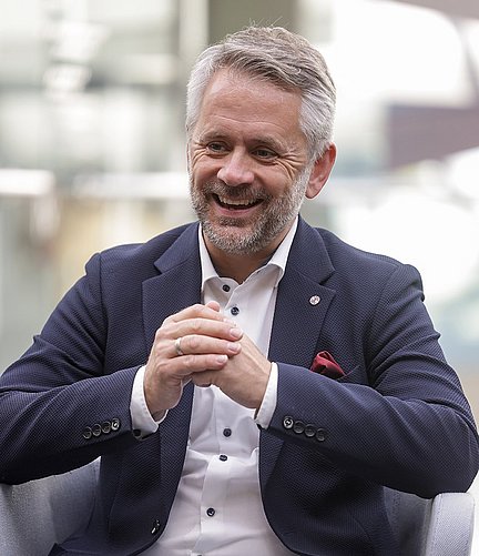 Michael Jaschek MediaMarktSaturn im Interview beim ECR Tag 2026 Ein Portrait von Michael Jaschek beim ECR Tag 2026